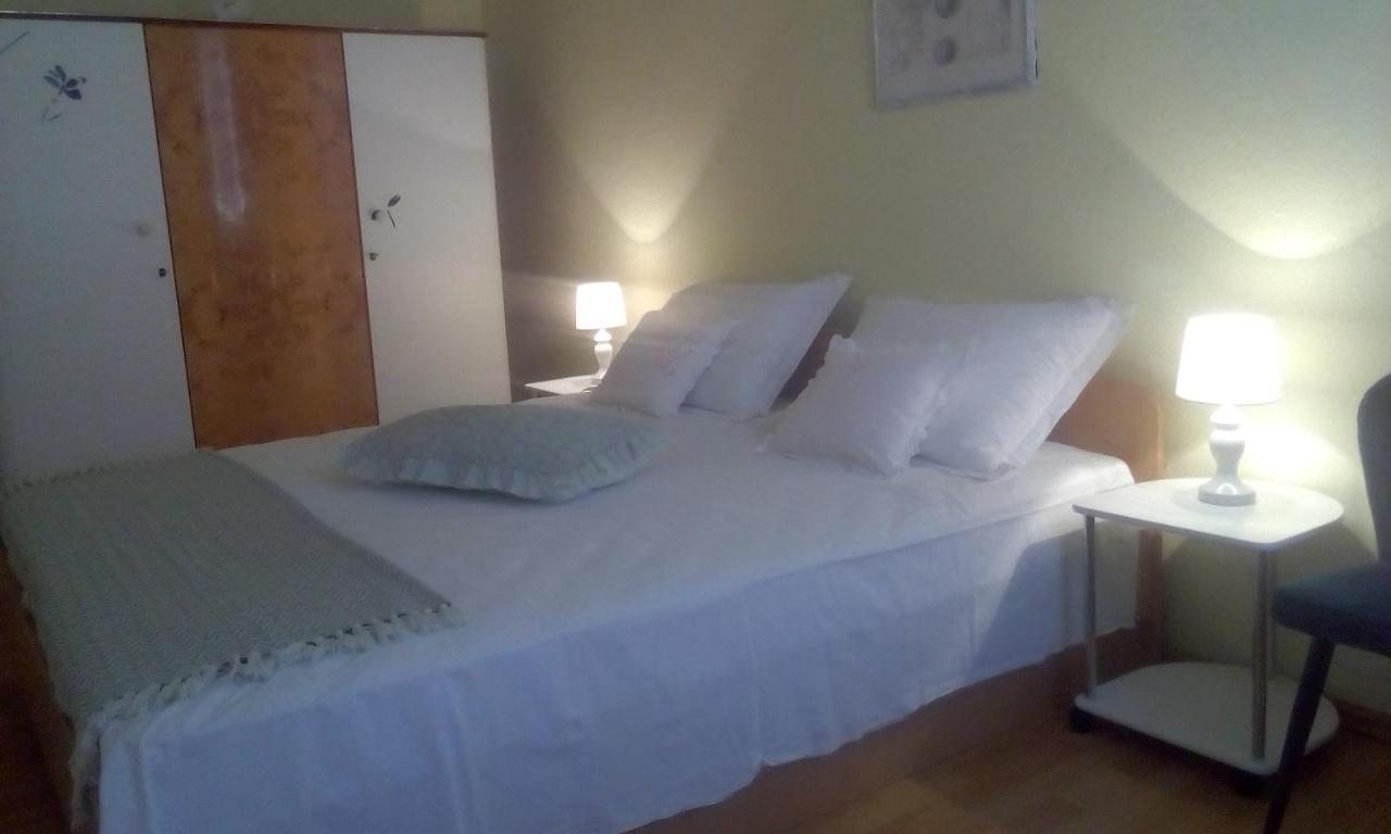 Apartment Nada Povlja  Esterno foto
