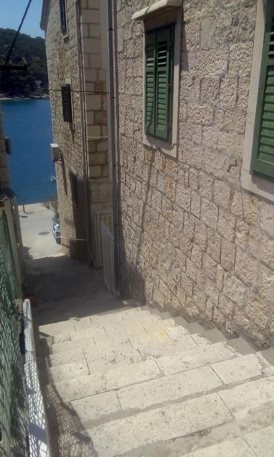 Apartment Nada Povlja  Esterno foto
